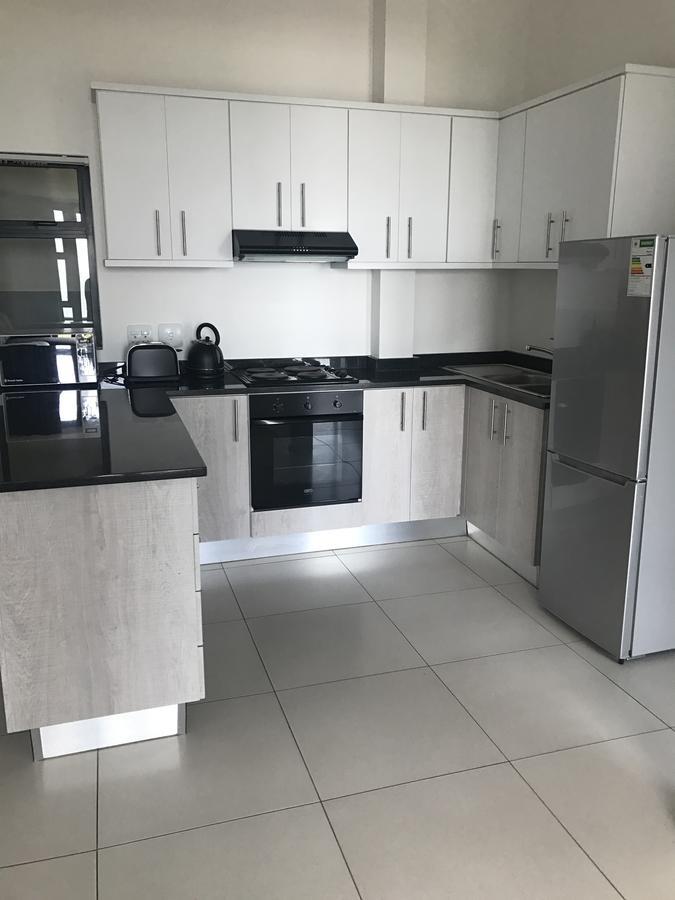Toti Oasis Holiday Apartments Amanzimtoti Eksteriør billede